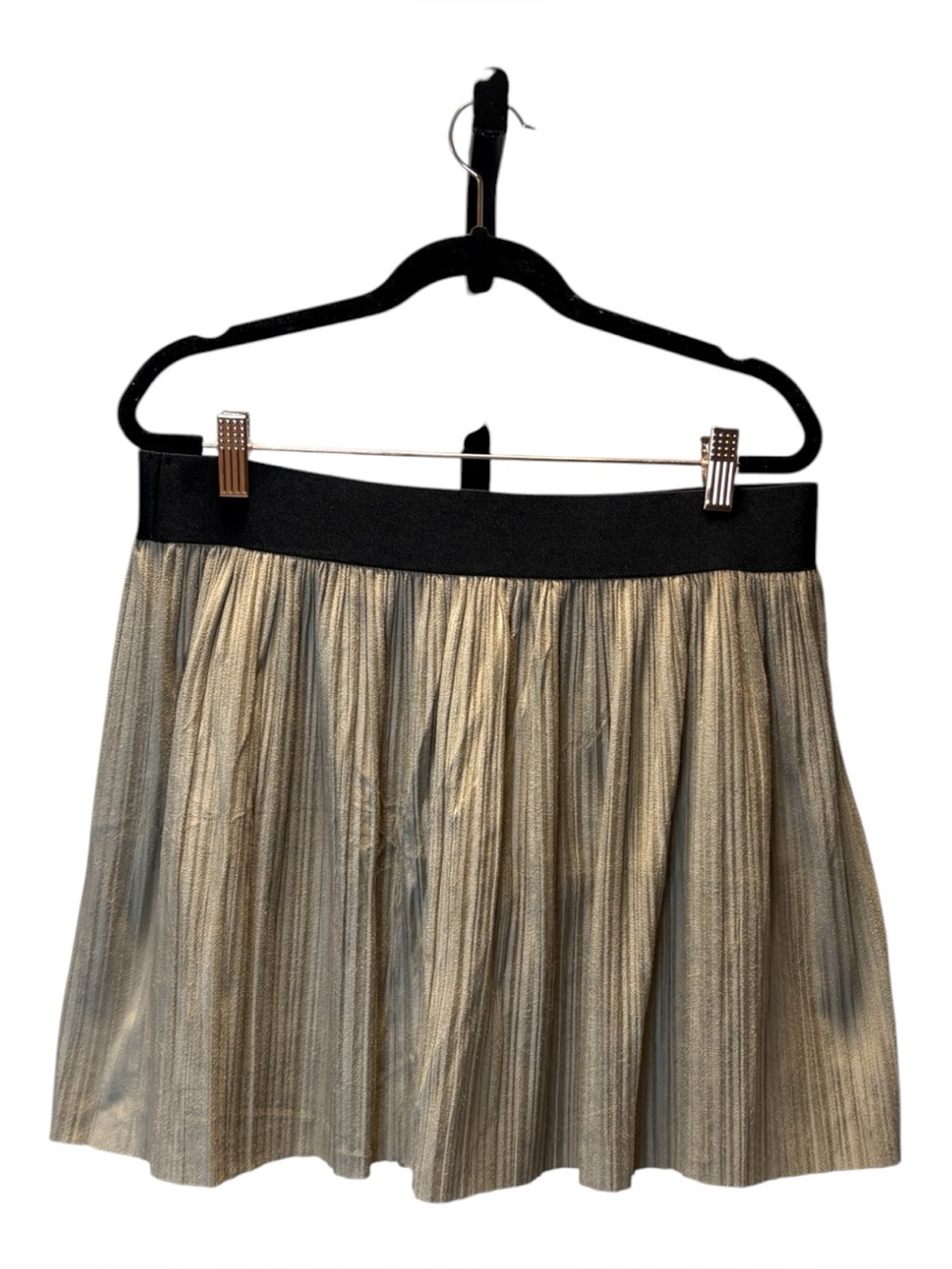 BCBGMaxAzria Tan Pleated Mini Skirt with Black Waistband